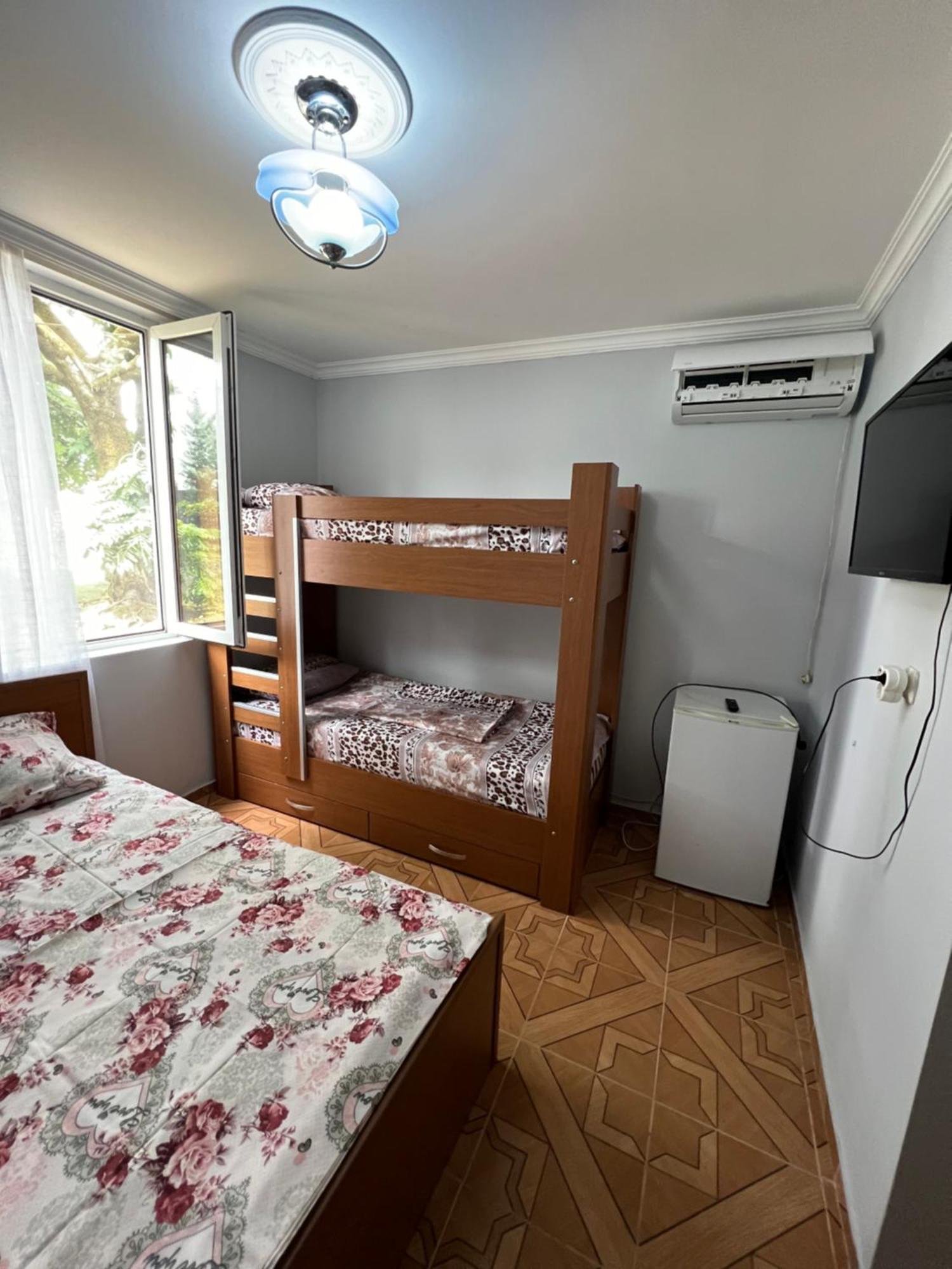 אורקי Saba Guest House מראה חיצוני תמונה