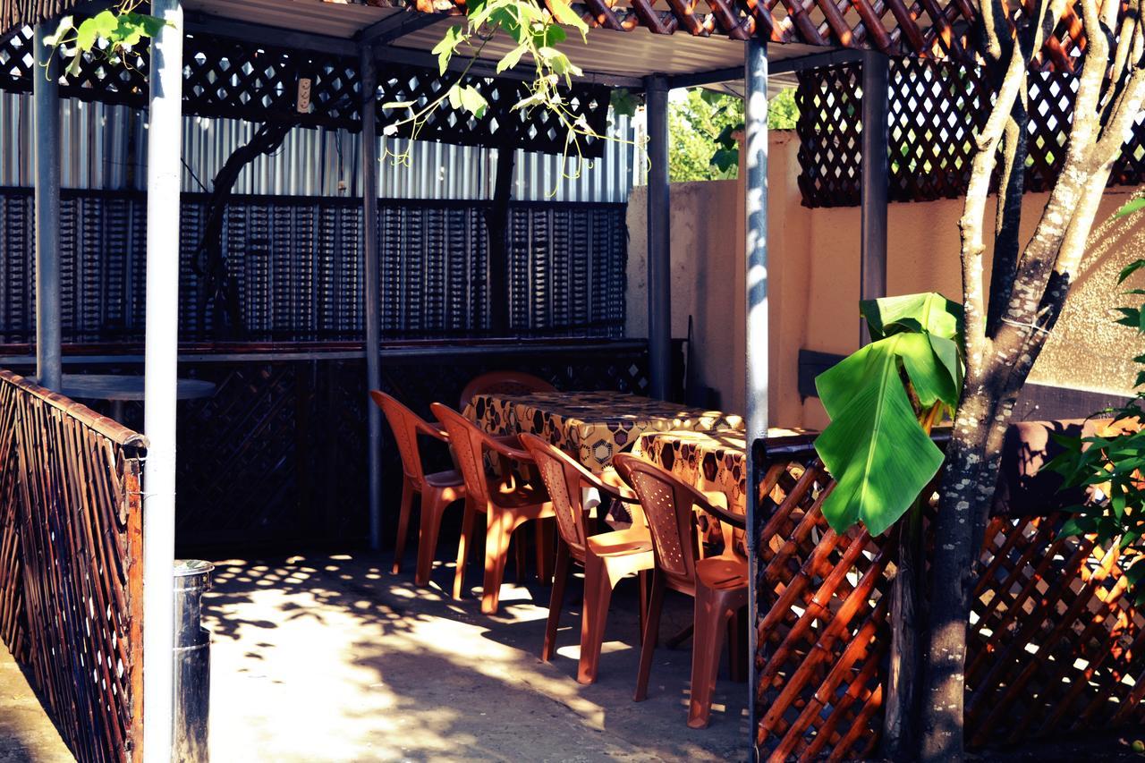 אורקי Saba Guest House מראה חיצוני תמונה